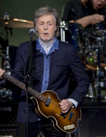 paul-mccartney-shares-tour-diary-capturing-february-new-york-club-shows