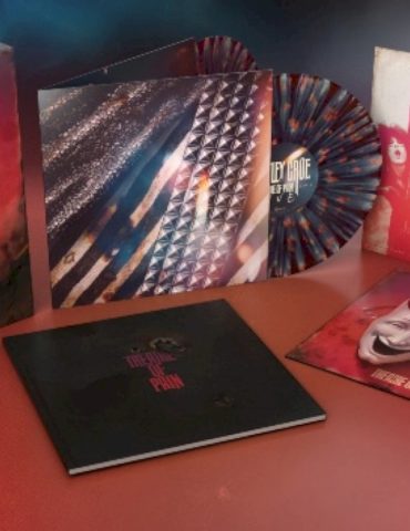 motley-crue-announces-40th-anniversary-‘theatre-of-pain’-deluxe-reissue