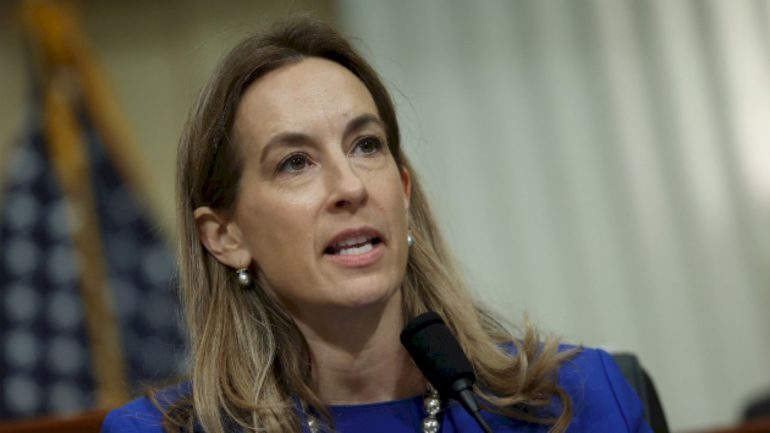 nj-gubernatorial-race-jolted-after-sherrill’s-unredacted-military-records-released