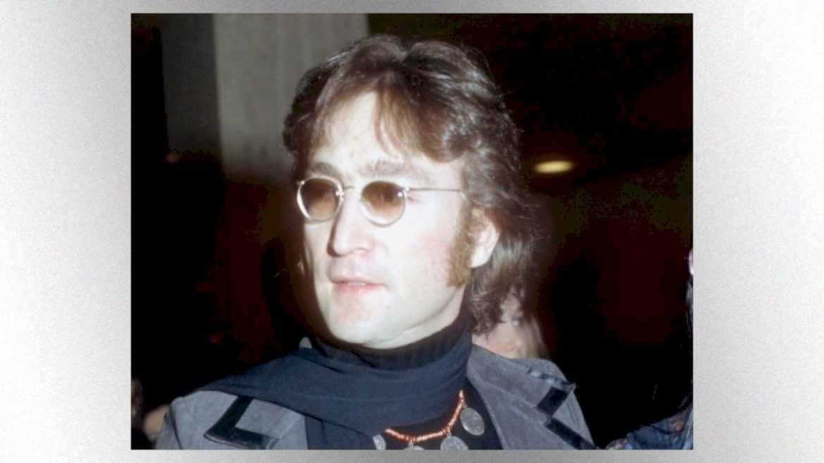 john-lennon’s-‘lost-weekend’-prescription-glasses-going-up-for-auction