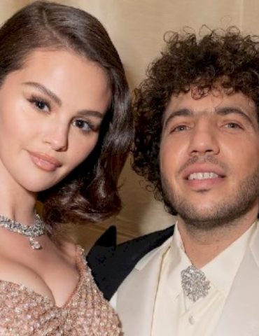 more-details-on-‘disney-princess’-selena-gomez’s-wedding:-yes,-taylor-swift-was-there