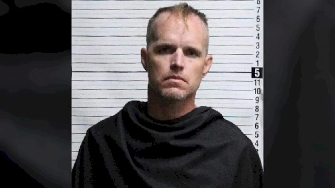 marine-awarded-purple-heart-charged-in-deadly-north-carolina-waterfront-bar-shooting