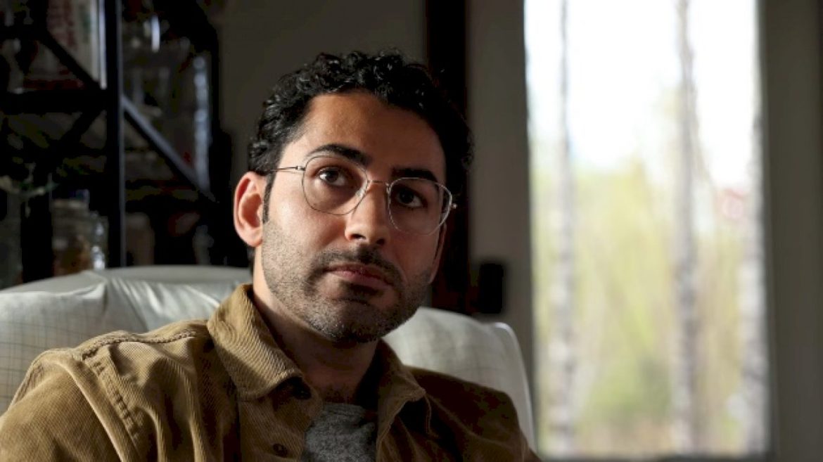 oral-arguments-begin-in-lawsuits-over-rumeysa-ozturk,-mohsen-mahdawi-arrests-by-ice