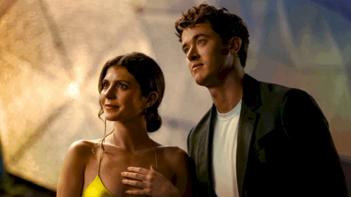 emily-bader,-tom-blyth-star-in-‘people-we-meet-on-vacation’-teaser-trailer