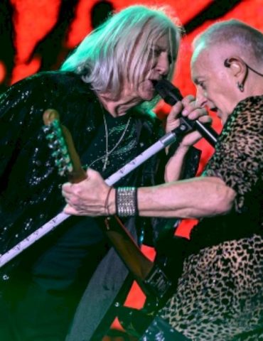 def-leppard-to-get-a-star-on-the-hollywood-walk-of-fame