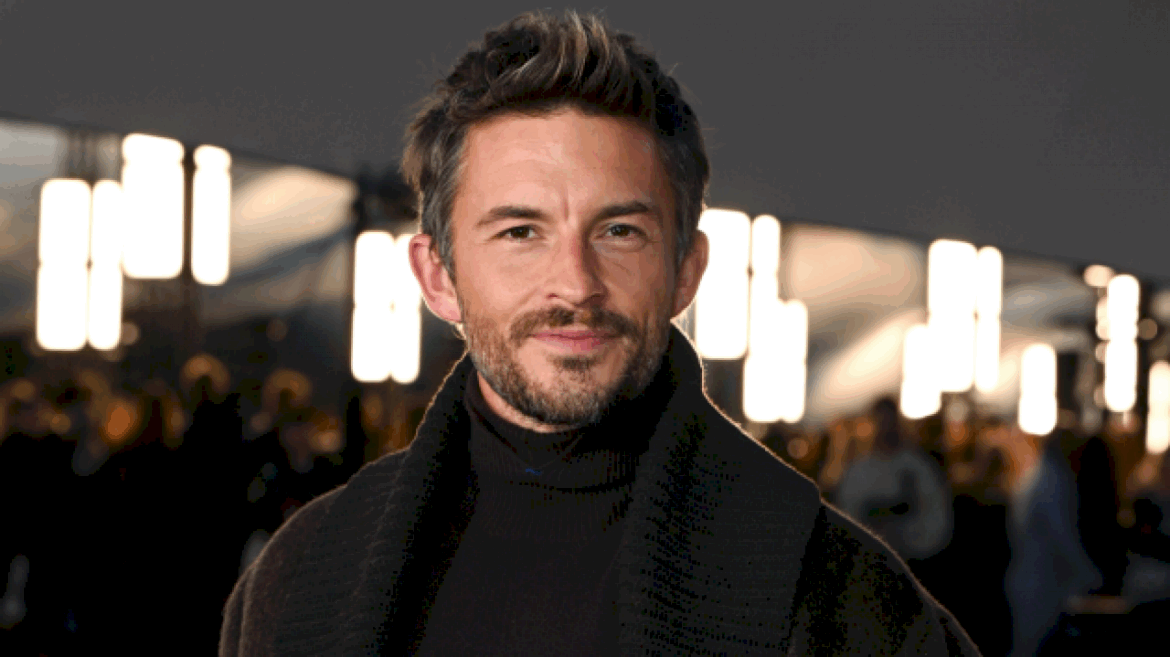 jonathan-bailey-and-more-celebrities-make-‘time’100-next-list