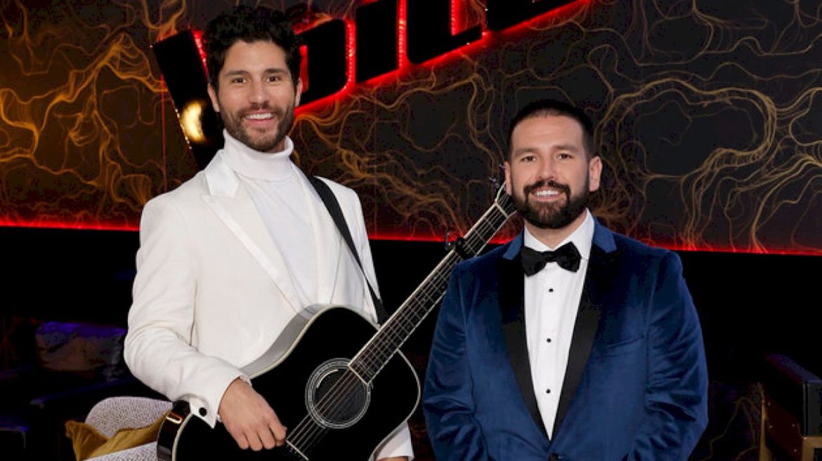 dan-+-shay-return-to-social-media-to-tease-christmas-song,-new-album-&-more-surprises
