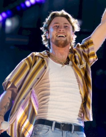 bailey-zimmerman,-lainey-wilson-&-jason-aldean-to-ring-in-2026-in-nashville
