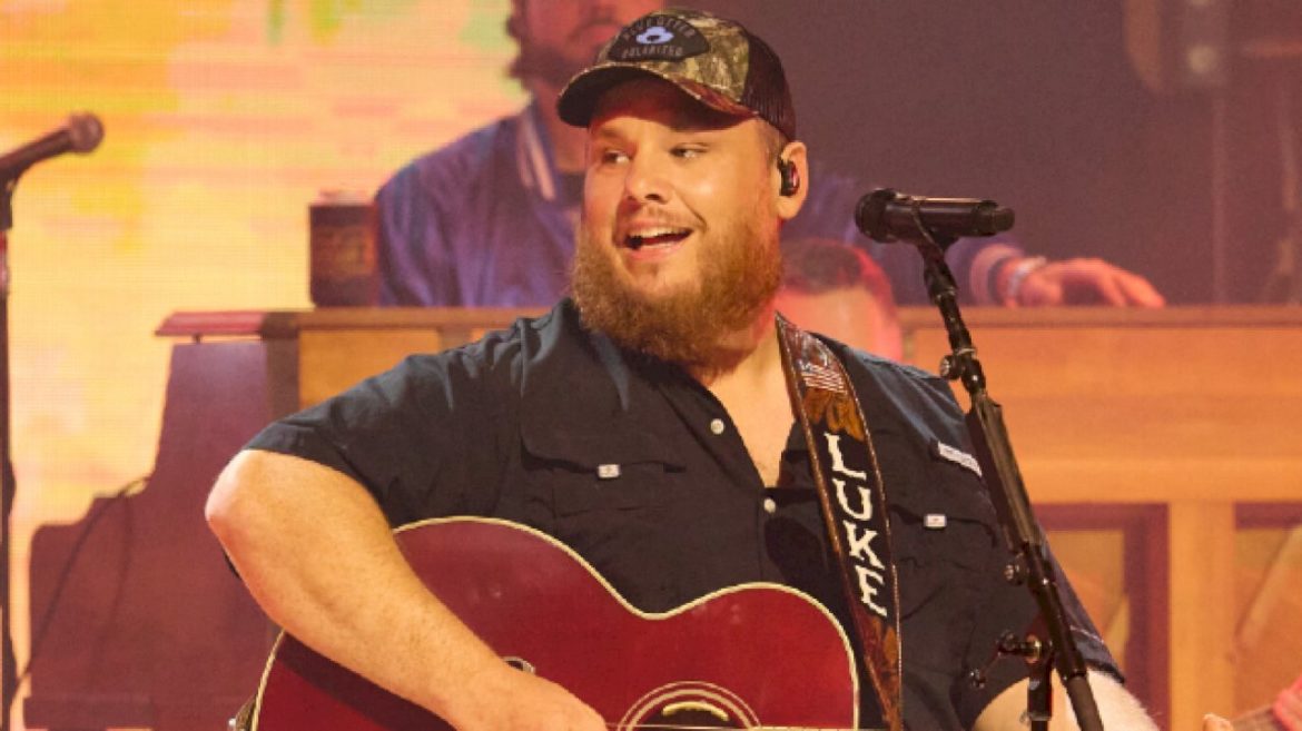 luke-combs-has-now-sold-more-records-than-garth-brooks