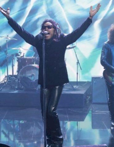 lenny-kravitz-to-star-in-sunday-night-basketball-intro