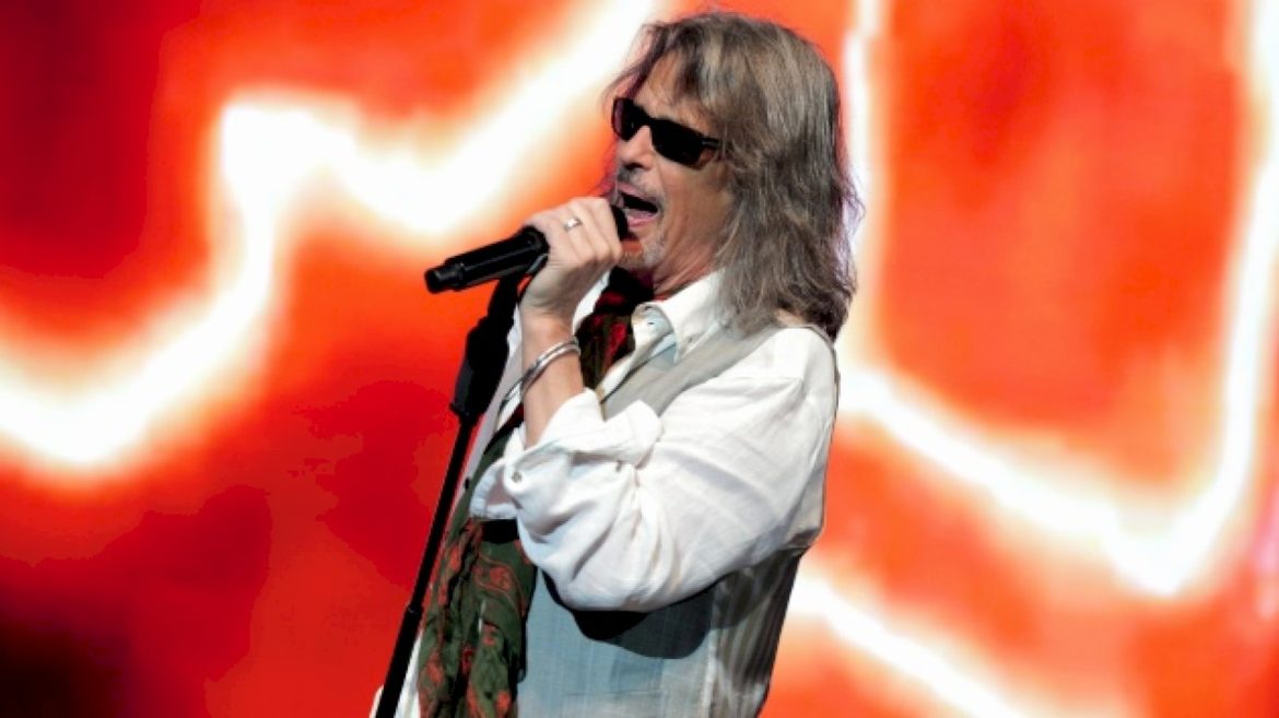 kelly-hansen-to-play-his-final-foreigner-show:-‘i’ve-put-in-my-time’