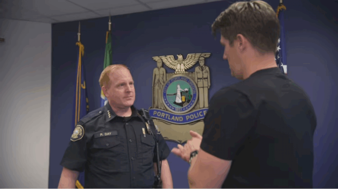 portland-police-chief-pushes-back-on-white-house-‘war-zone’-narrative