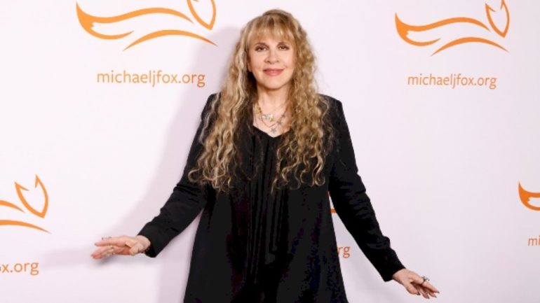 stevie-nicks-shares-cryptic-tease:-‘something-special-coming’