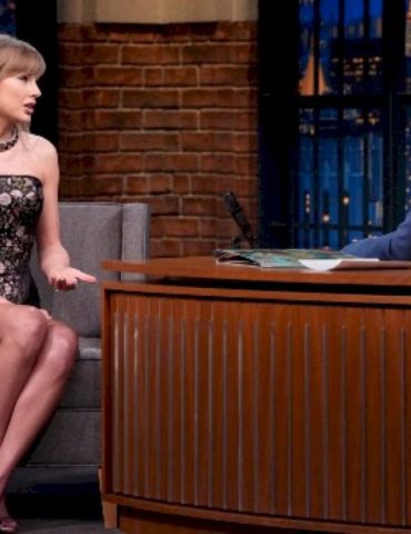 taylor-swift-takes-over-‘late-night-with-seth-meyers,’-extended-‘tonight-show’-cut-to-air-friday