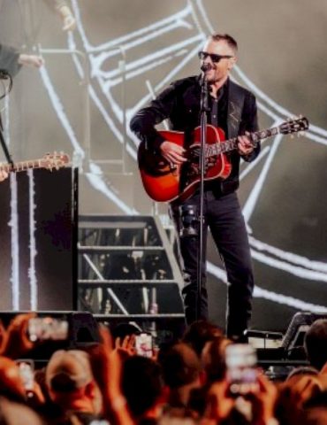 ‘evangeline’-on-a-giant-screen:-eric-church-releasing-live-imax-concert-film