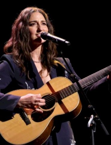 sara-bareilles-says-new-album-explores-her-journey-with-grief