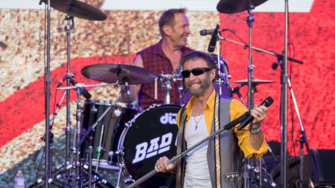 bad-company-asks-fans-to-guess-who’s-inducting-them-into-the-rock-&-roll-hall-of-fame