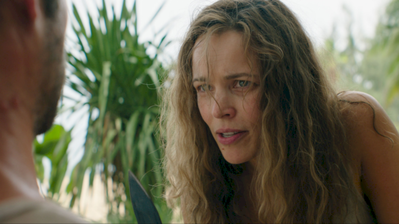 rachel-mcadams,-dylan-o’brien-crash-land-on-a-deserted-island-in-‘send-help’-trailer