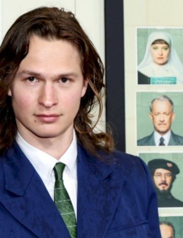 ansel-elgort-joins-new-york-production-of-pete-townshend’s-‘quadrophenia,-a-rock-ballet’