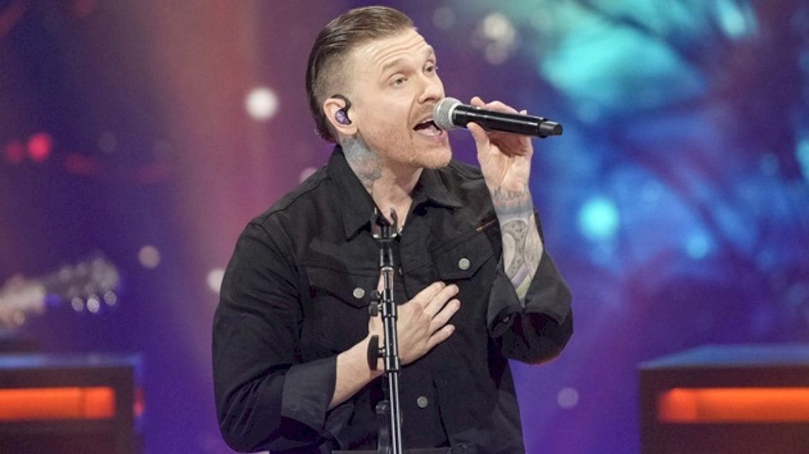 shinedown-planning-debut-lunatic-ball-beach-weekend-destination-festival