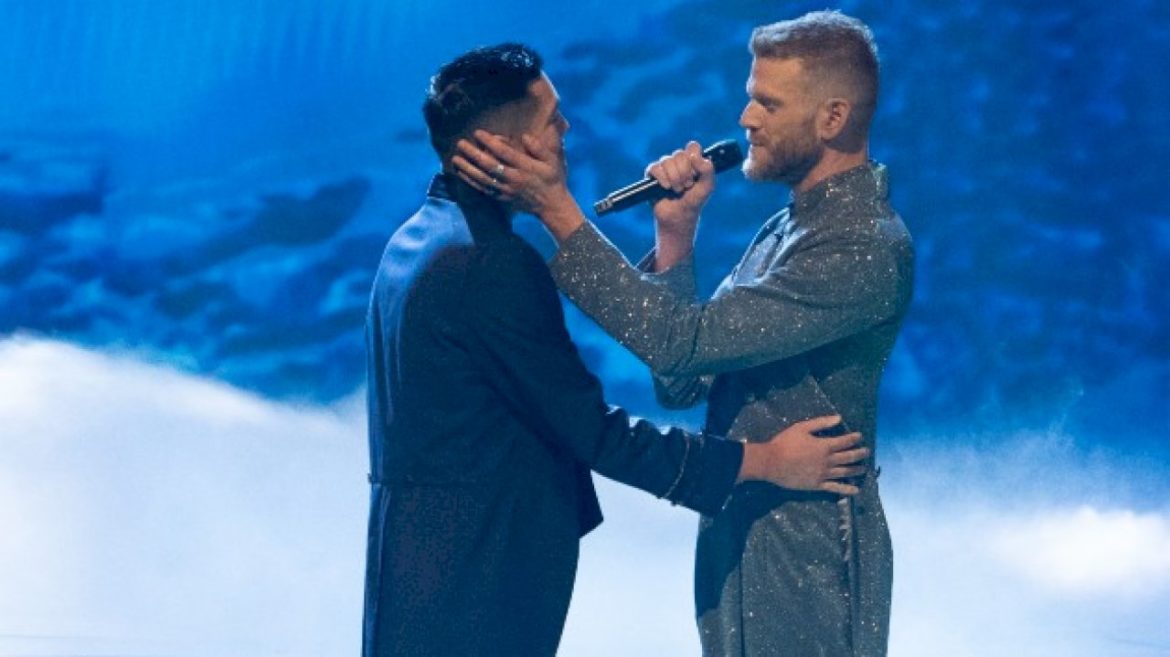 pentatonix’s-scott-hoying-reveals-he-and-husband-are-expecting-their-first-child