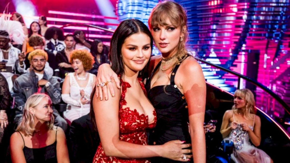 at-‘fortune’-most-powerful-women-conference,-selena-gomez-reveals-advice-from-taylor-swift