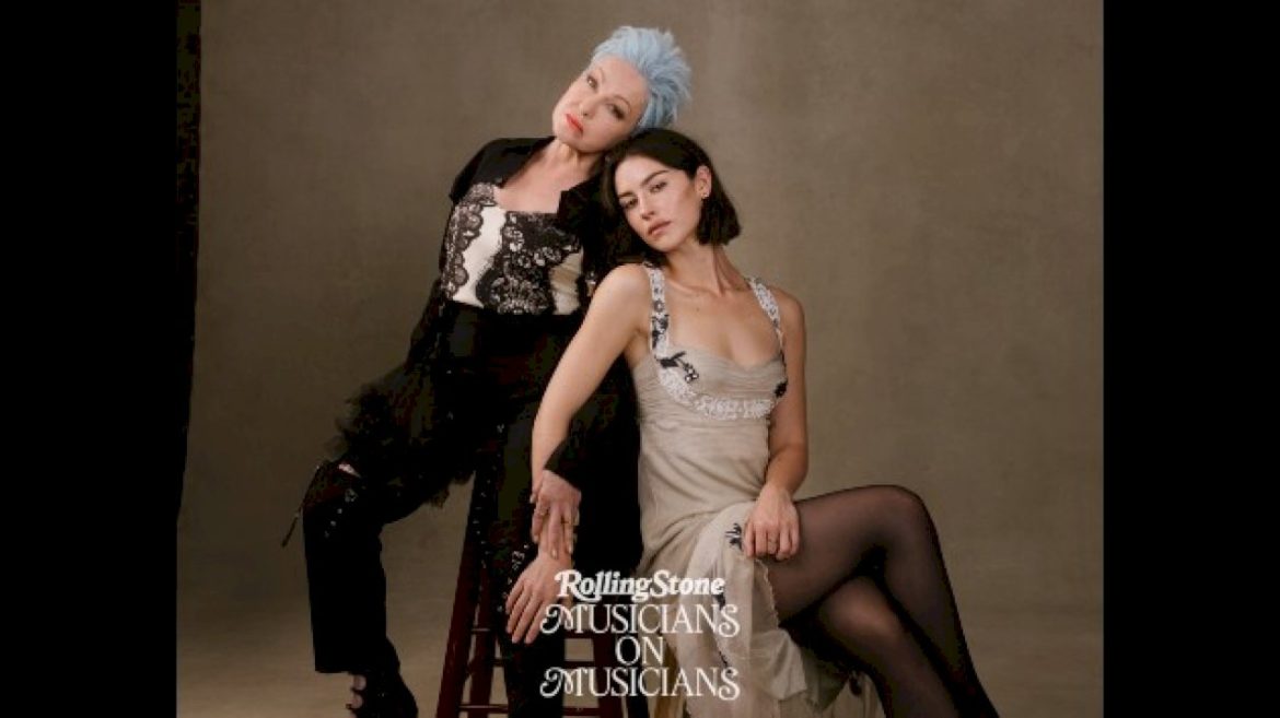 gracie-abrams-tells-cyndi-lauper-about-touring:-‘constantly-shocking’-but-‘fun’
