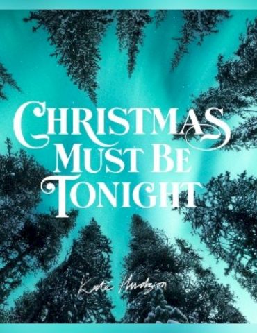 kate-hudson-covers-the-band’s-holiday-classic-‘christmas-must-be-tonight’