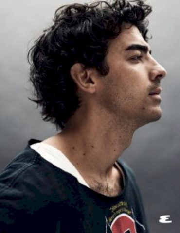 joe-jonas-on-taylor-swift’s-new-album,-dating-and-demi-lovato