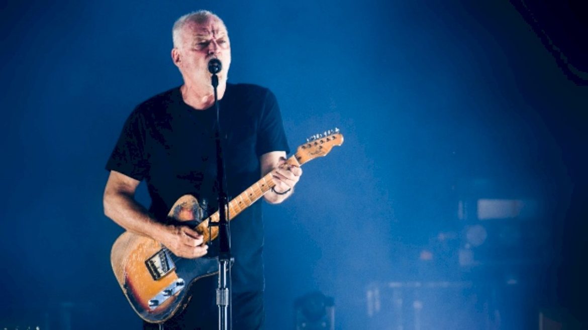 pink-floyd’s-david-gilmour-says-there’s-‘no-possible-way’-he’d-perform-with-roger-waters-again