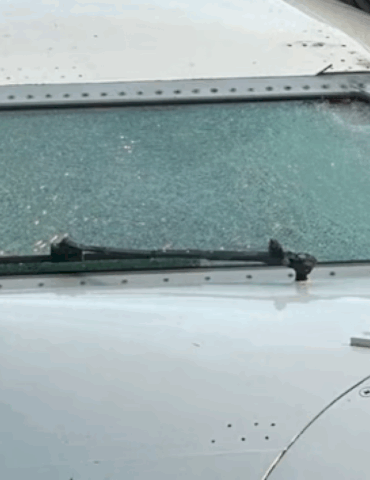 object-that-hit-united-flight’s-windshield-may-have-been-weather-balloon,-company-says