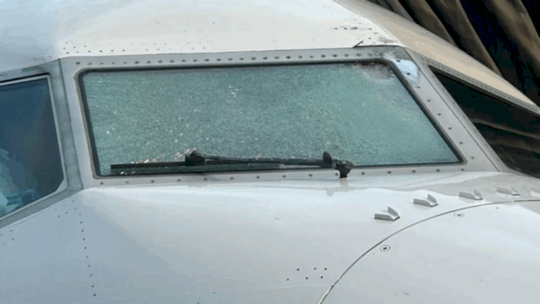 object-that-hit-united-flight’s-windshield-may-have-been-weather-balloon,-company-says