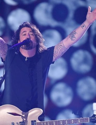 foo-fighters-on-tour?-toronto-venue-teases-possible-announcement