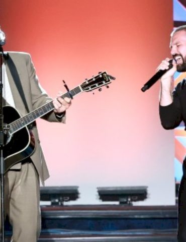 hear-dan-+-shay’s-rush-released-taylor-swift-cover