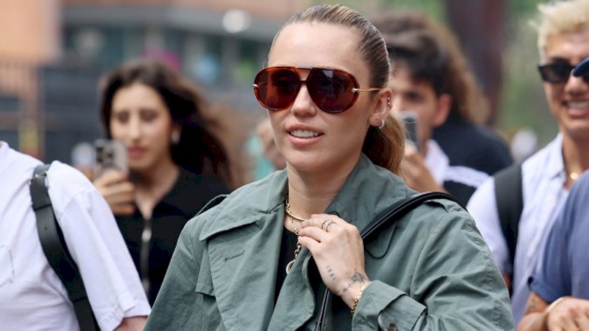 miley-cyrus-says-gift-from-beyonce-is-her-get-out-of-jail-free-card