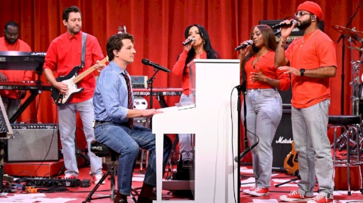 charlie-puth-confirms-he-and-his-wife-are-expecting-first-child:-‘i-hope-baby-likes-music”