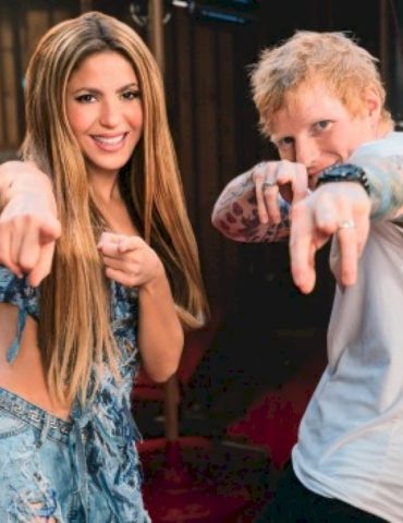 watch-ed-sheeran-sing-with-shakira,-teach-a-class-of-grade-school-kids