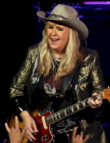 melissa-etheridge-announces-dates-for-2026-the-rise-tour
