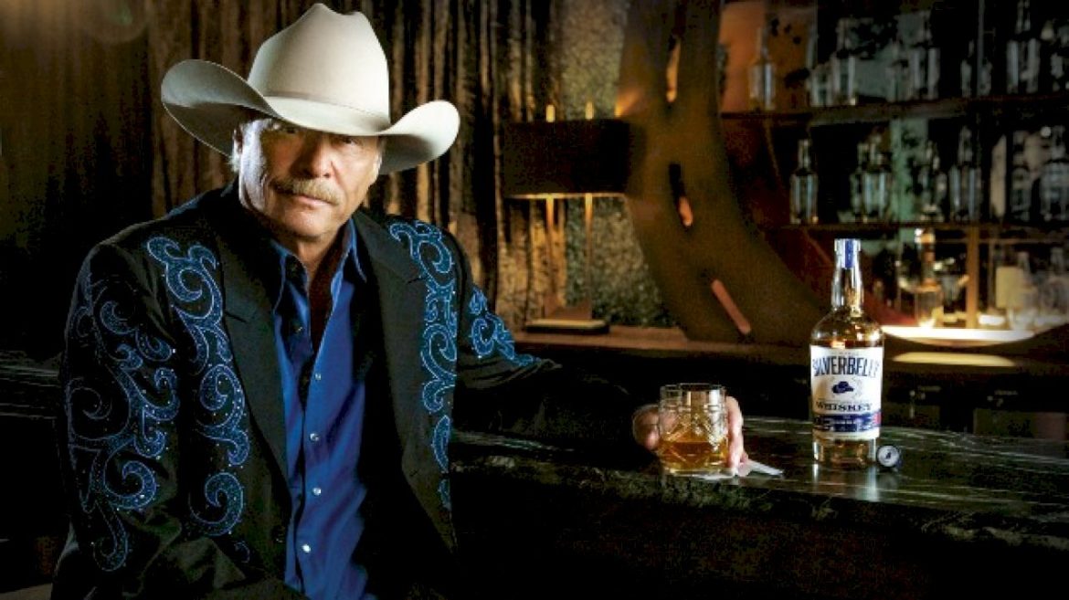 toast-alan-jackson’s-‘last-call’-with-new-signature-whiskey