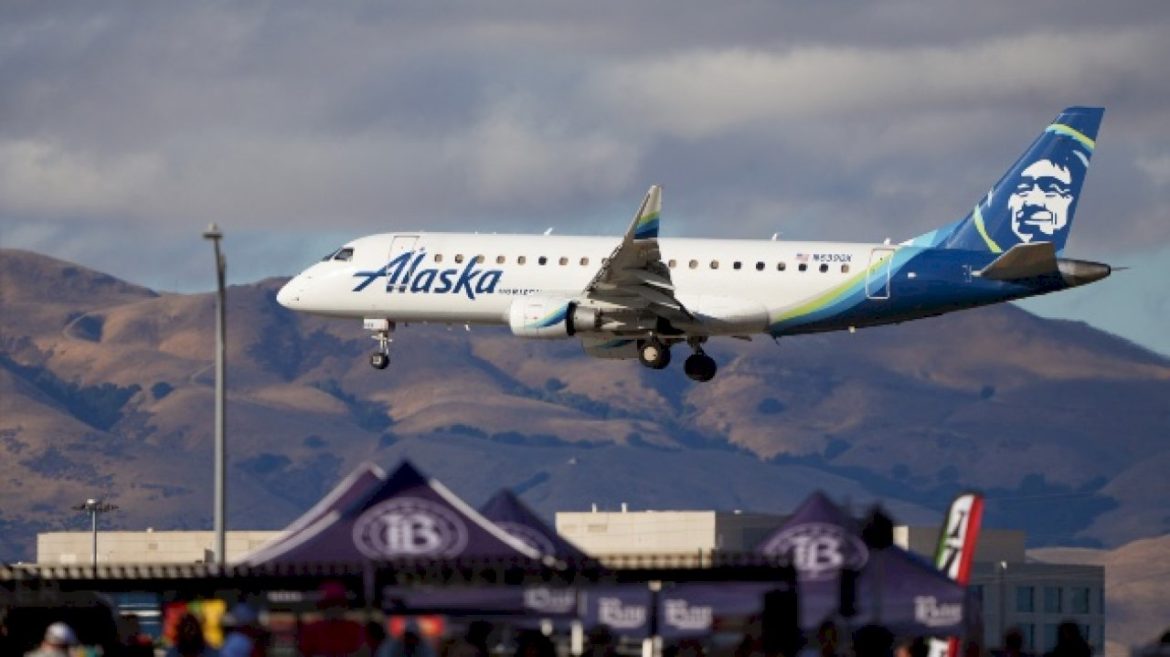 alaska-airlines-ground-stop-lifted-as-additional-flight-disruptions-‘likely’