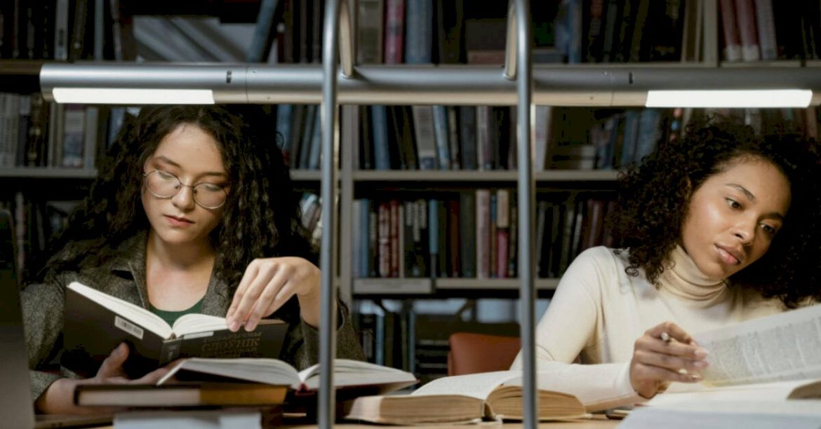 swe-stands-with-collegiate-sections,-affiliates-impacted-by-dei-bans