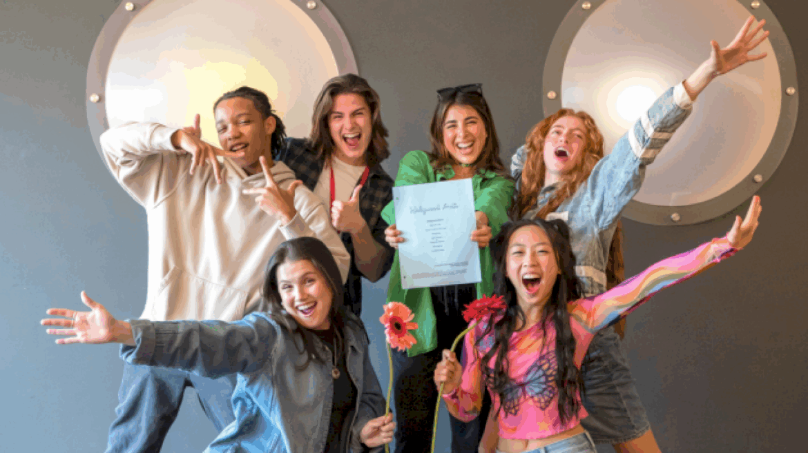 ‘victorious’-spinoff-series-‘hollywood-arts’-moves-to-netflix