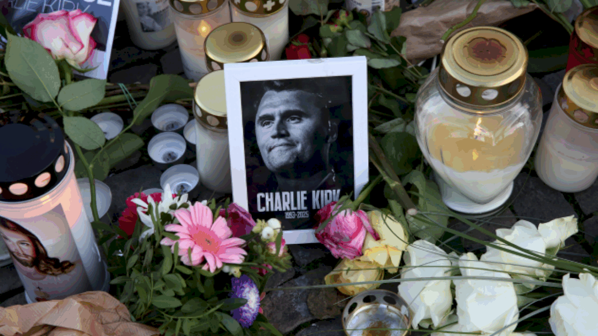 charlie-kirk-murder-suspect-can-wear-civilian-clothes-in-court-but-must-remain-restrained:-judge