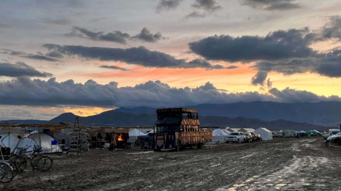 2-months-after-a-man-was-killed-at-burning-man,-experts-say-it-will-‘not-be-a-quick-solve’
