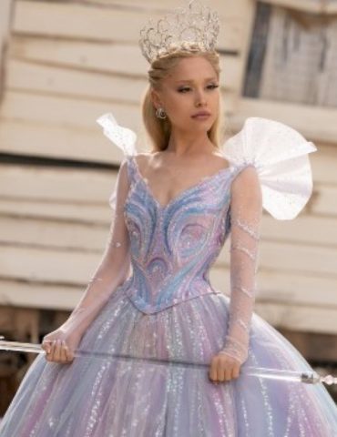 ariana-grande-‘heartbroken’-to-miss-‘wicked:-for-good’-brazil-premiere