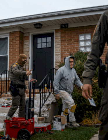 federal-judge-weighing-ice-use-of-force-in-chicago