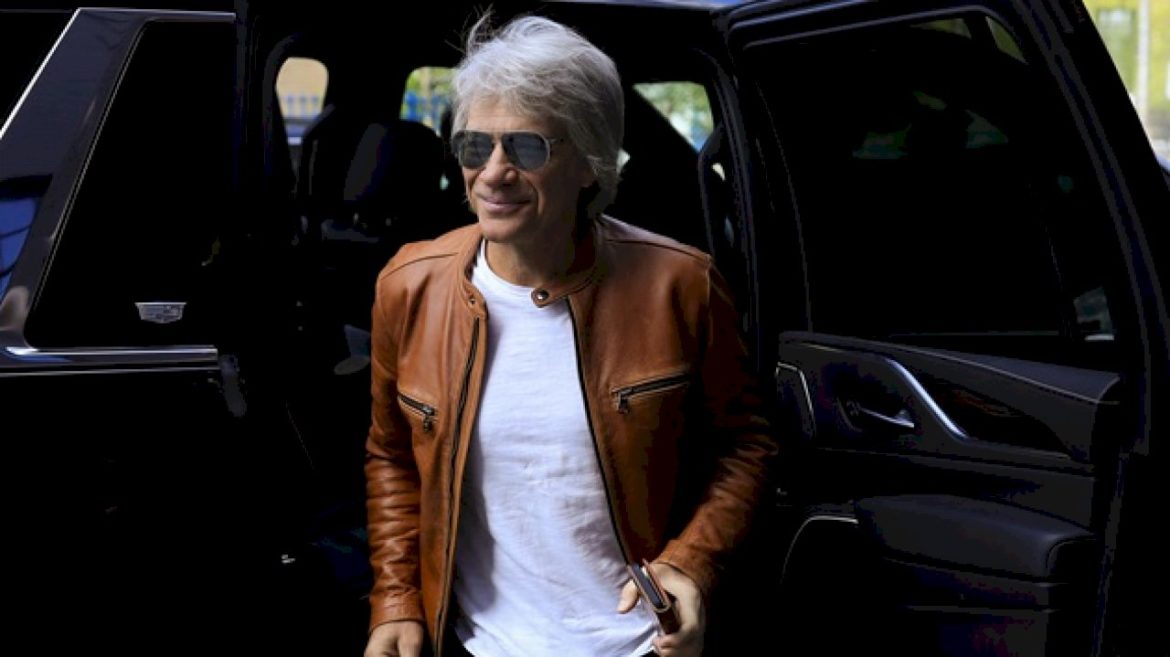 enter-lars?-jon-bon-jovi-asked-metallica-drummer-about-crafting-set-lists