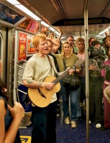 watch-ed-sheeran-bop-around-nyc-in-trailer-for-one-take-netflix-special