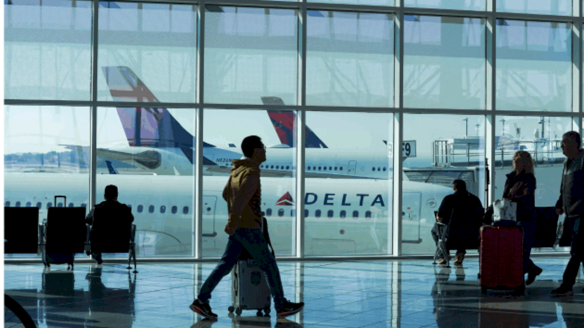 airlines-cancel-hundreds-of-flights-friday-amid-shutdown-related-faa-reductions