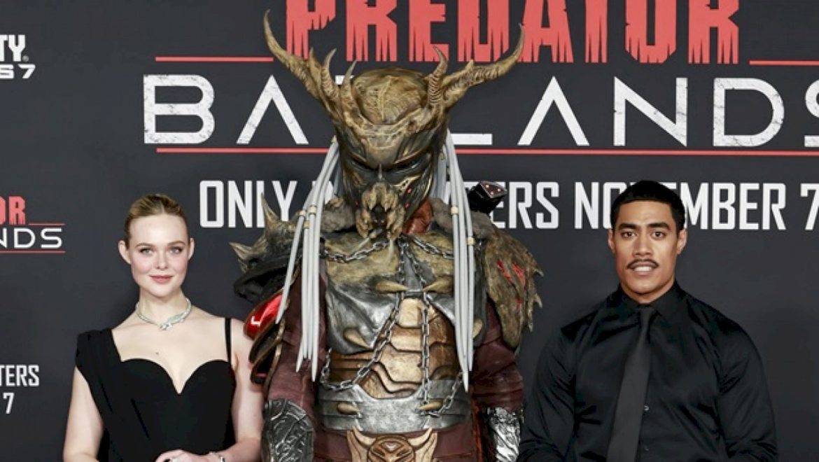 ‘predator:-badlands﻿’-hunts-down-#1-spot-at-the-box-office